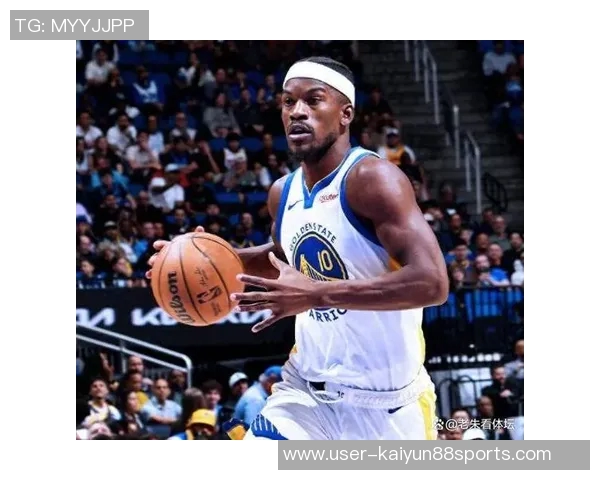 雷霆三分如虹狄龙替补席无奈神情引发网友热议